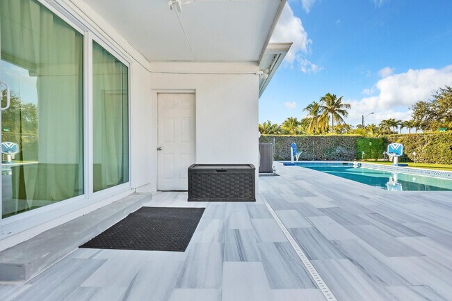 Building Photo - 2007 Northridge Rd