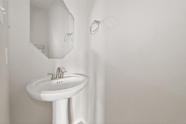 Building Photo - 24814 Scarlatti Cantata Dr