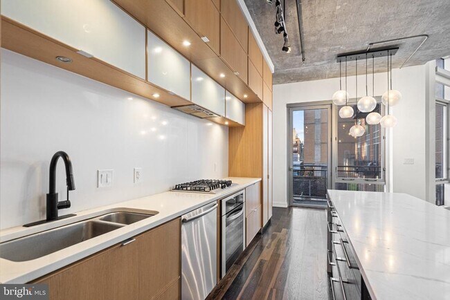 Building Photo - 1515 15th St NW