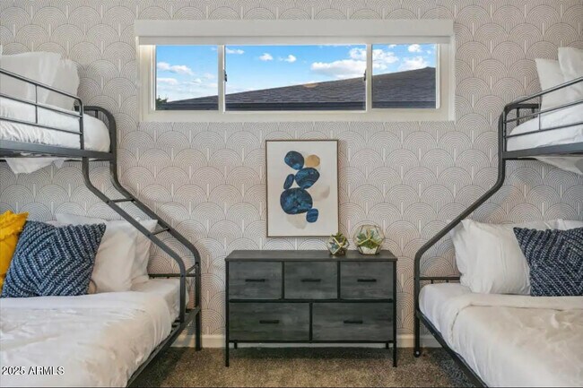 Building Photo - 8302 E Windsor Ave