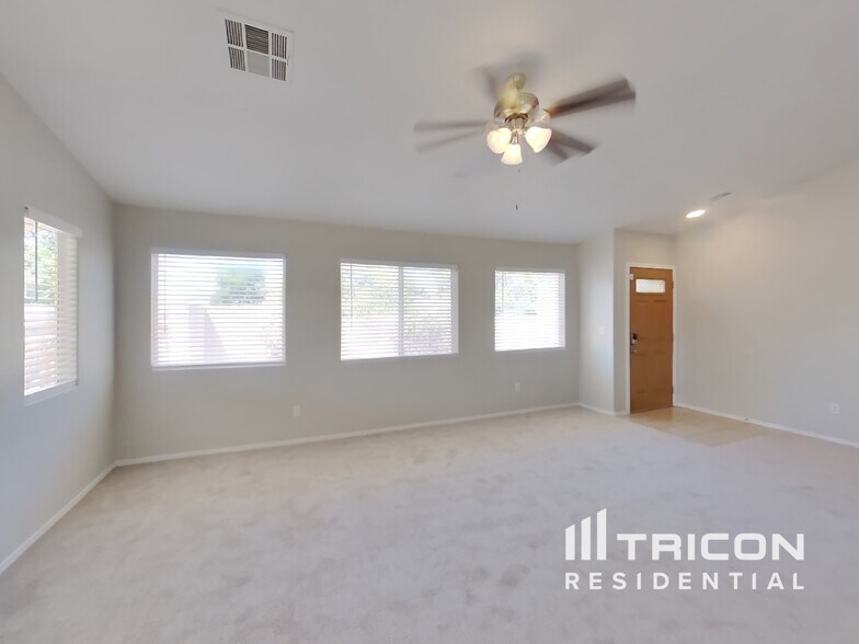 Building Photo - 6225 Grizzly Gorge St