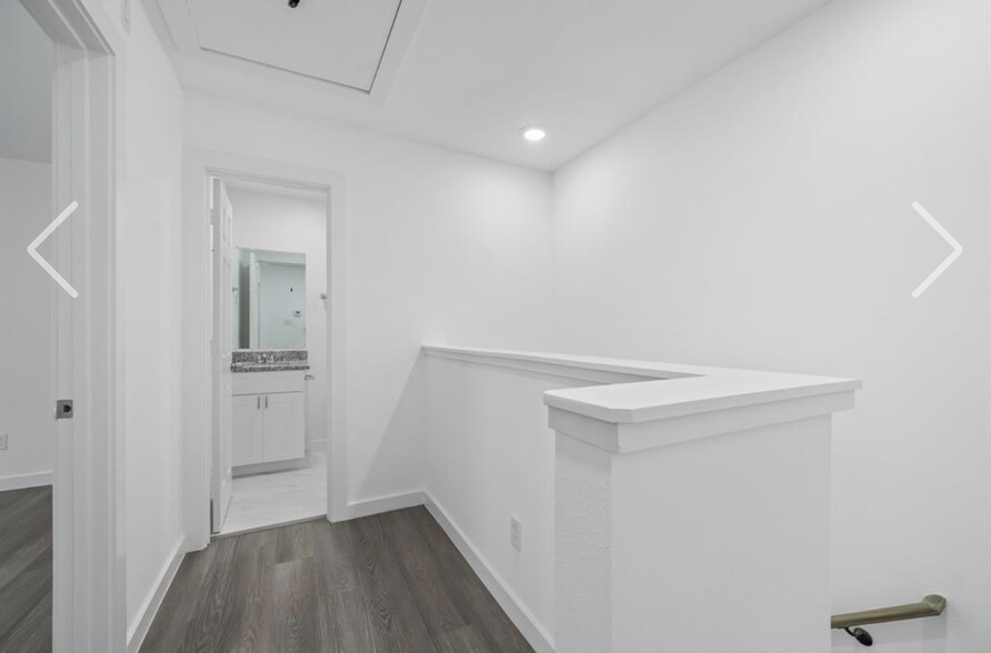 Building Photo - 7813 Laura Koppe Rd