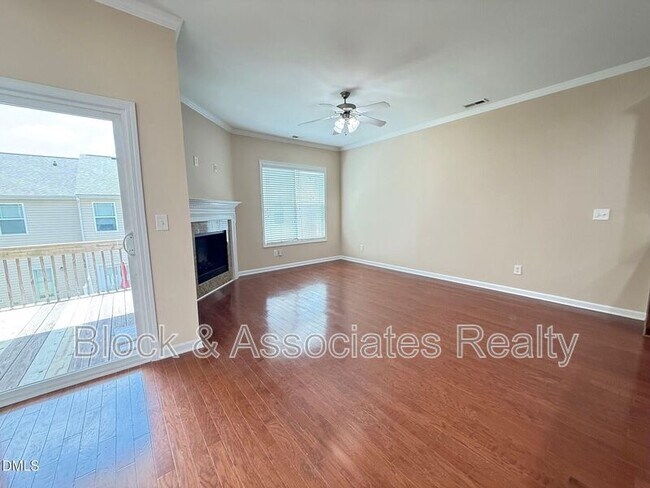 Building Photo - 705 Keystone Park Dr