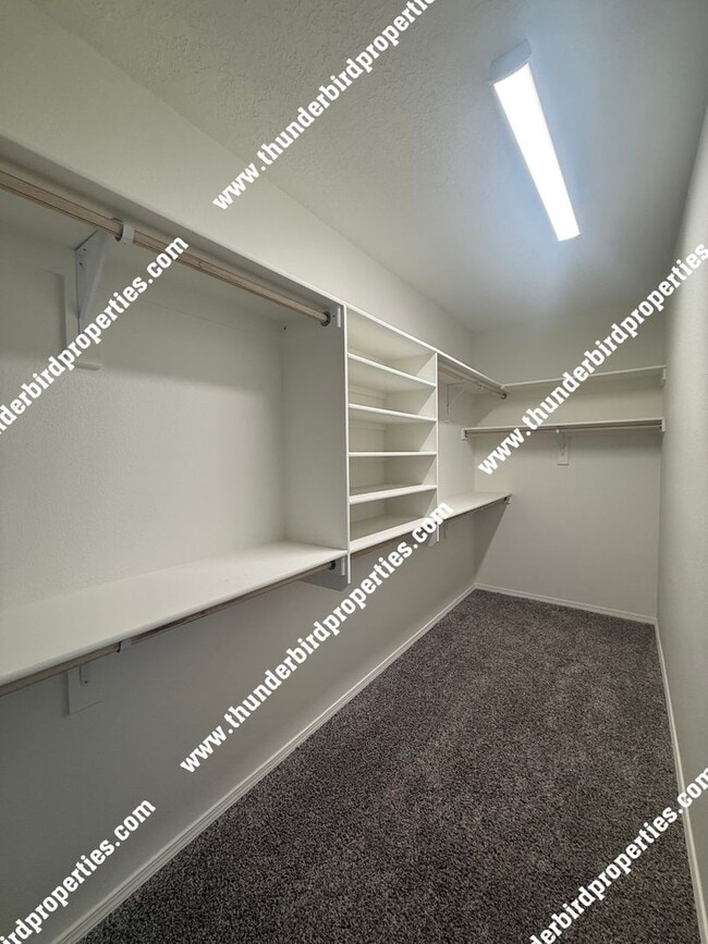 Building Photo - Great 4 bedroom home - Rio Rancho