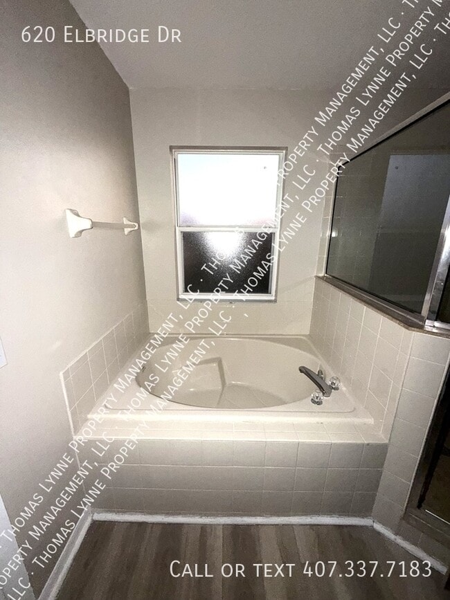 Building Photo - 620 Elbridge Dr