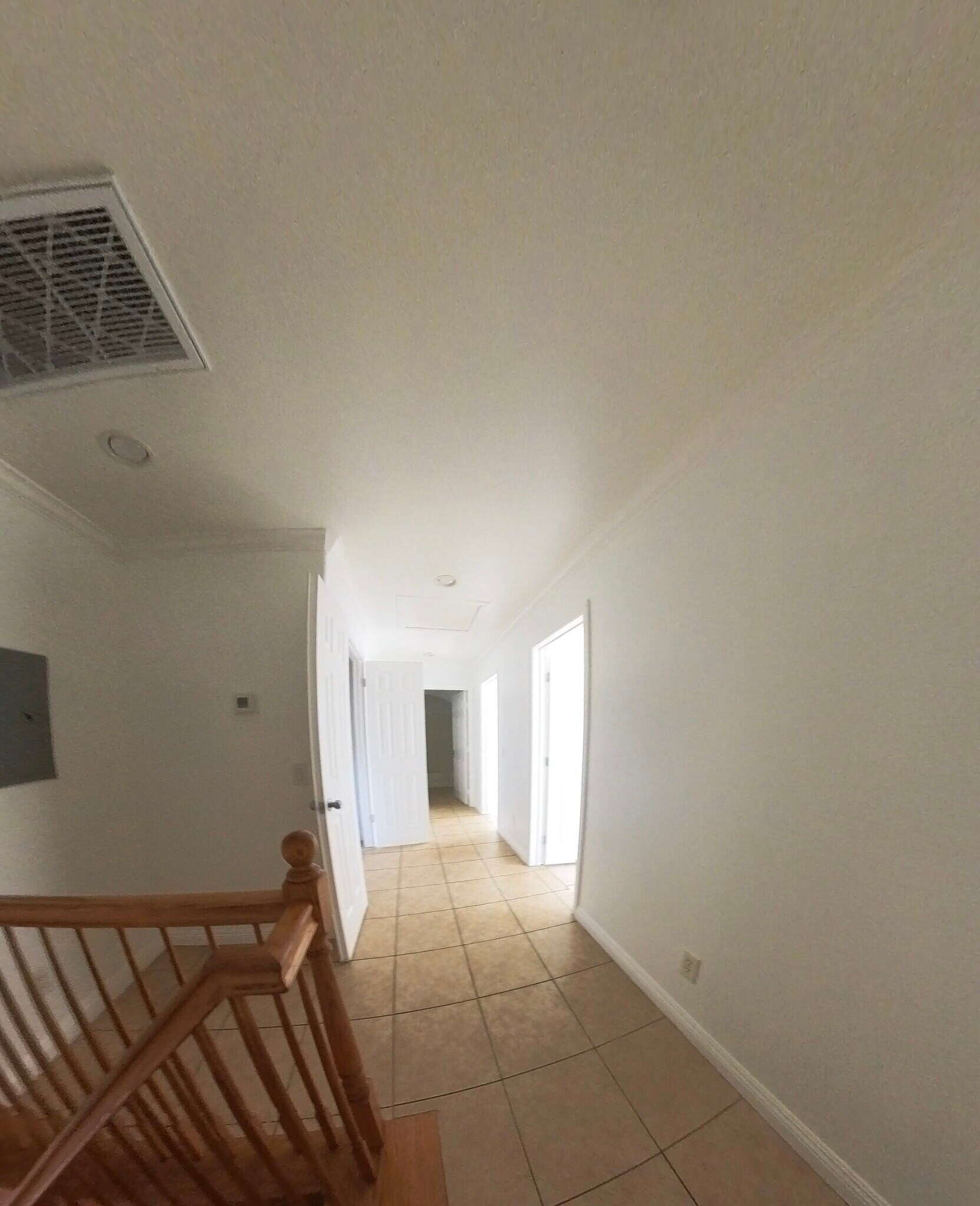 Building Photo - 1302 S Willowbrook Ave