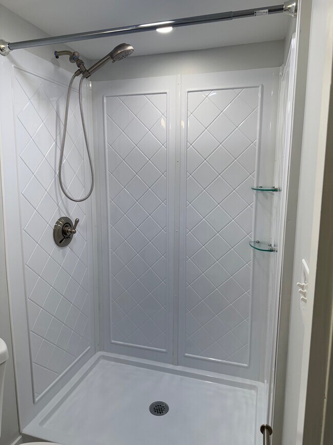 Building Photo - 5 Free St