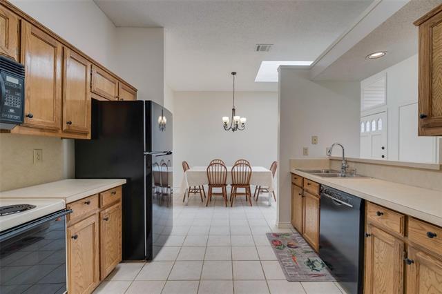 Building Photo - 2020 Hearthside Ln