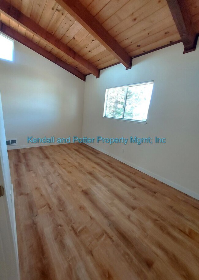 Building Photo - East Lake Ranch, LLC