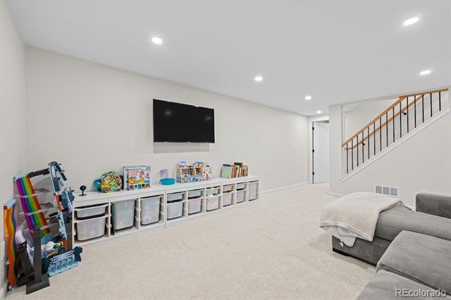 Building Photo - 7030 S Magnolia Cir