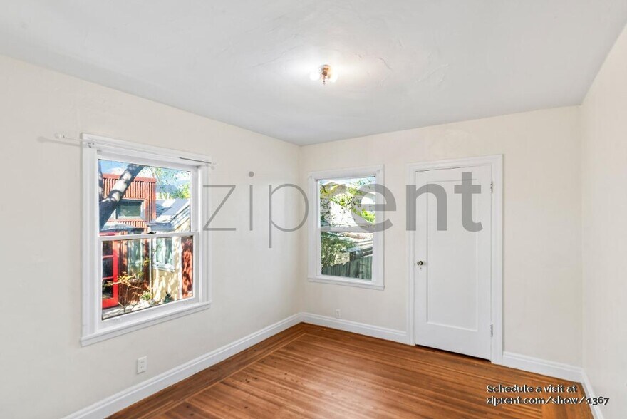 Building Photo - 1051 Stannage Ave