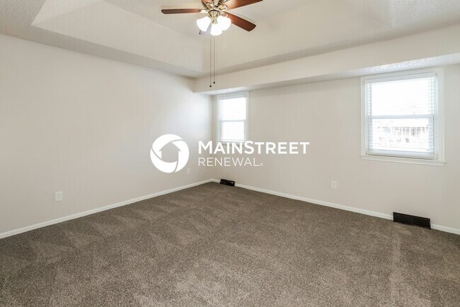 Building Photo - 3 Bedroom Pet-Friendly Home in KANSAS CITY, MO with Main Street Renewal