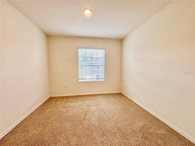 Building Photo - 1232 Yellow Finch Dr