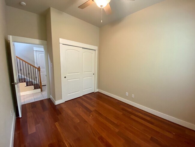 Building Photo - 4514 Depew Ave