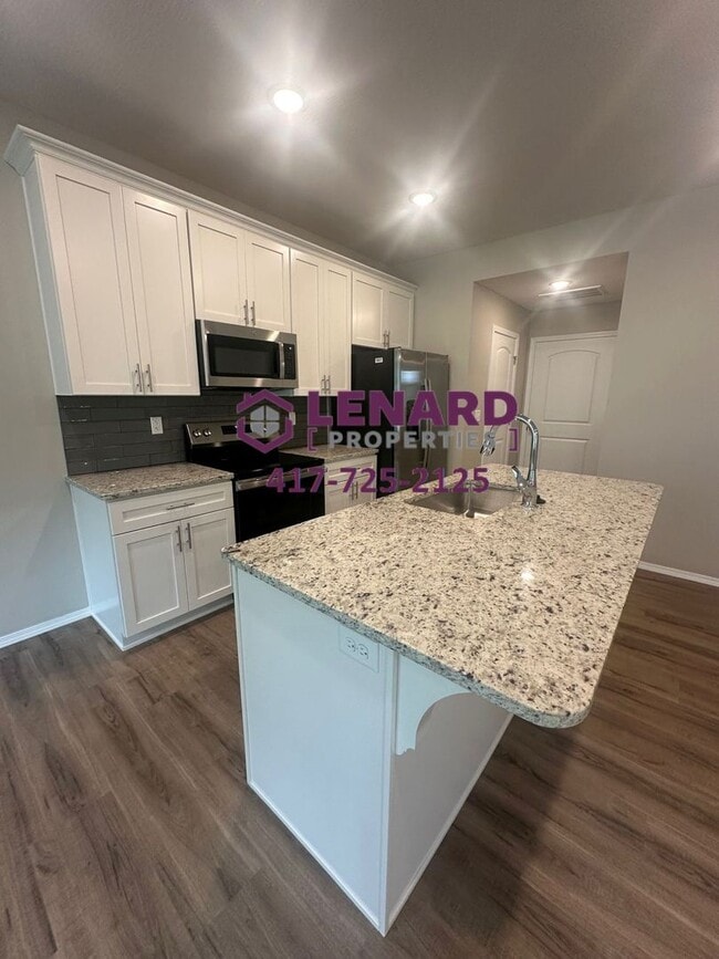 Building Photo - Brand New 3 Bedroom Home!