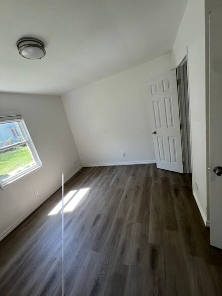 bedroom 1 - 718 N 18th St