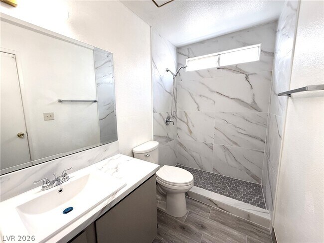 Building Photo - 5625 Ballinger Dr