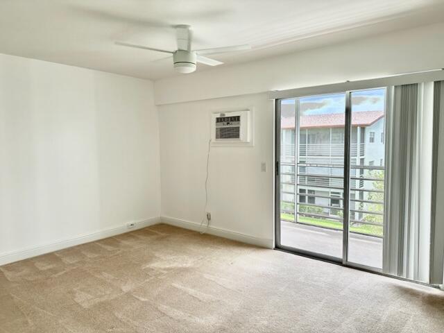Building Photo - 251 Brighton Dr