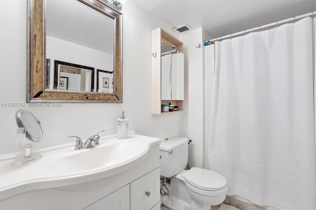 Building Photo - 13499 Biscayne Blvd