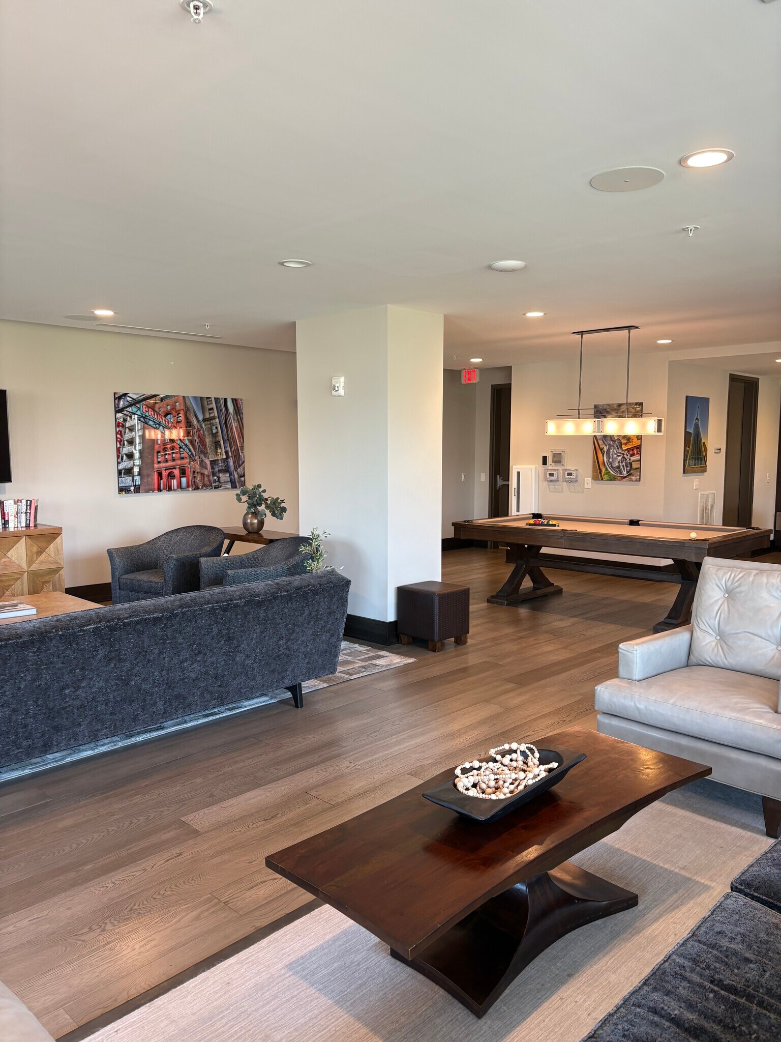 Building Photo - 20 Rutledge St