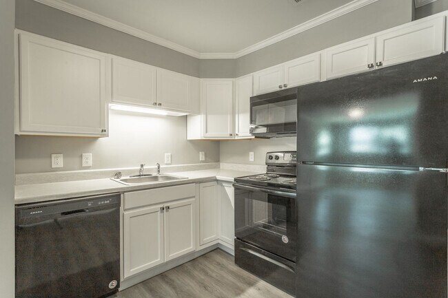 Building Photo - 3204 Harrison Pike