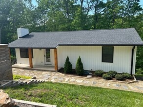 Building Photo - Charming 2 Bed / 2 Bath Home – Walk to Dow...