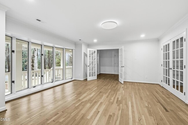 Building Photo - 1504 Homestead Rd