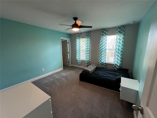 Building Photo - 5240 Landmark Dr