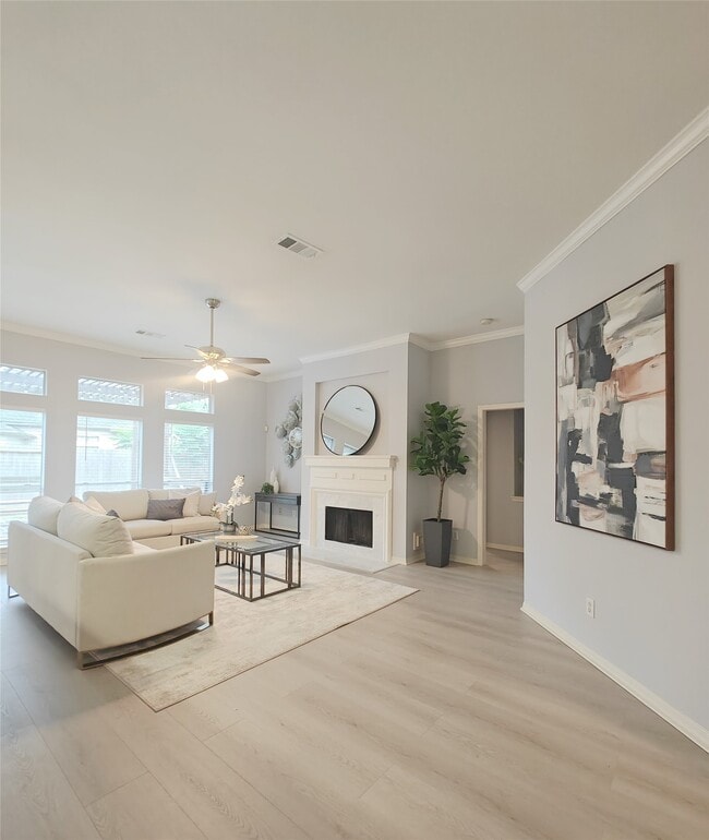 Building Photo - 3810 Paigewood Dr