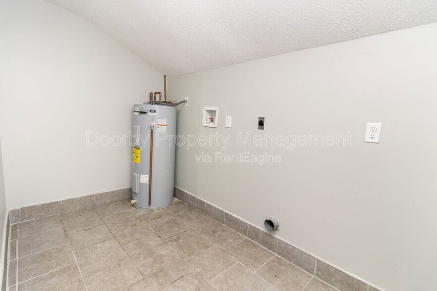 Building Photo - 3629 Thrushwood Dr