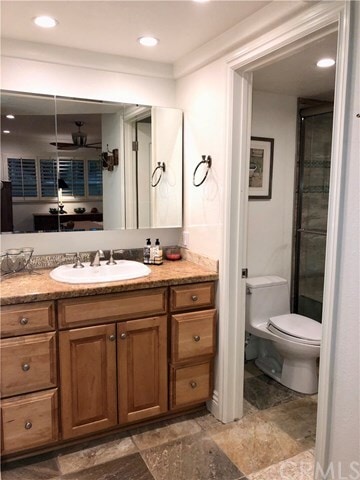 Building Photo - 423 Avenida Granada