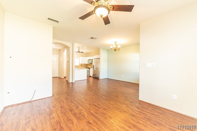 Building Photo - Fairways Edge, 3br/2.5ba w/yard (pets nego...