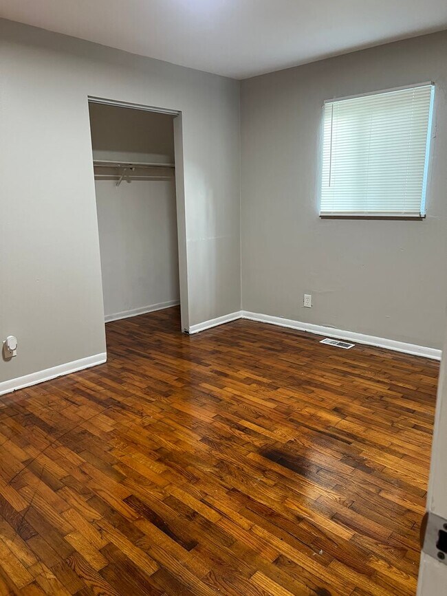 Building Photo - 501 S Arlington Ave