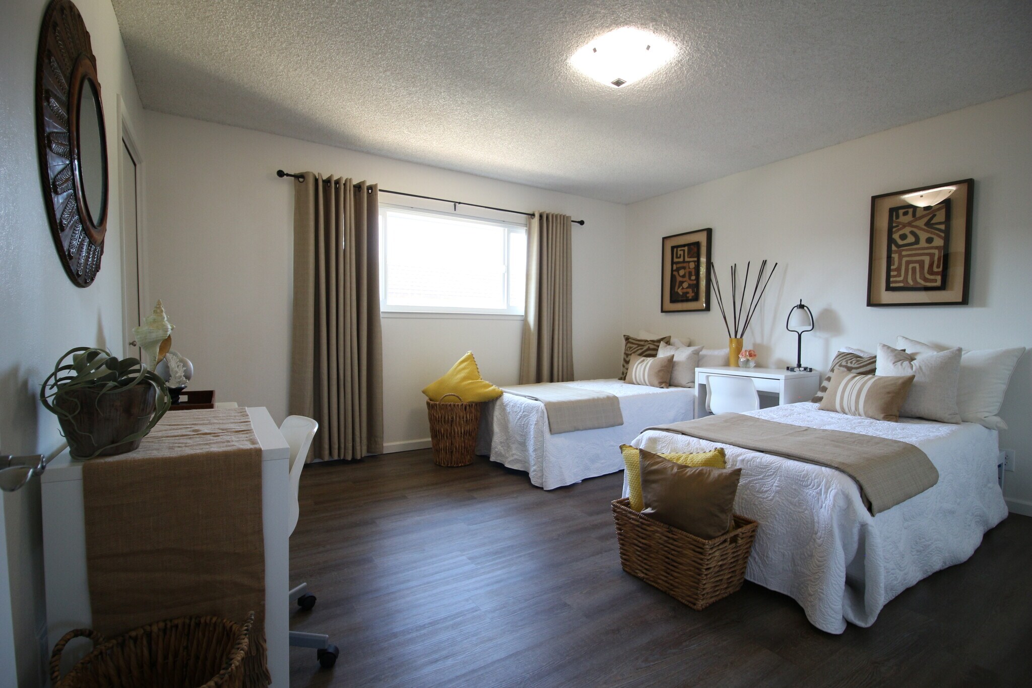 Building Photo - 1314 Galleon Way