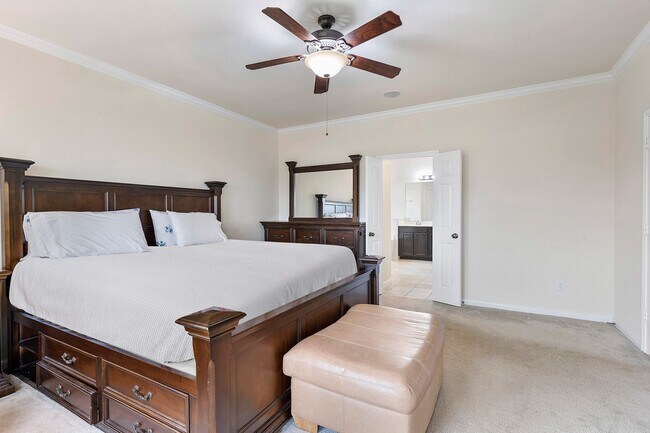 Building Photo - 16911 Savannah Park Dr