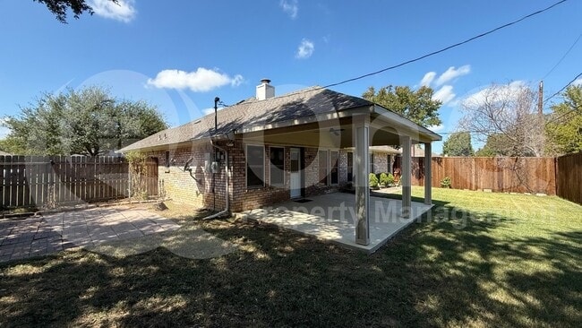 Building Photo - 6619 Running Creek Dr