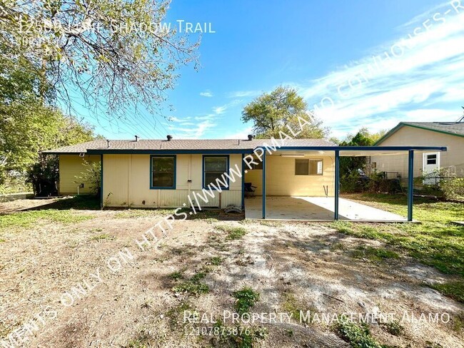 Building Photo - AVAILABLE NOW! 3 Bedroom / 1.5 Bath Home I...