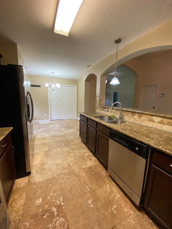 Building Photo - 6430 Bosley Ln