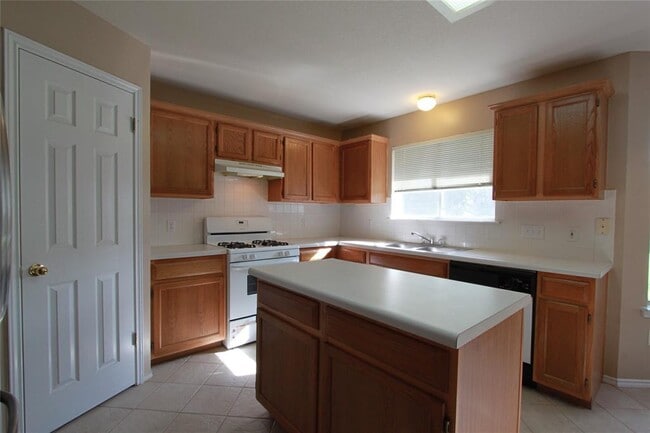 Building Photo - 3309 Kissman Dr