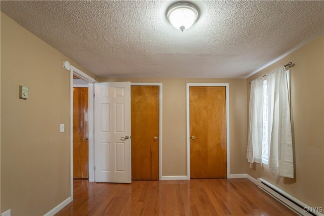 Building Photo - 102 N Helmer Ave