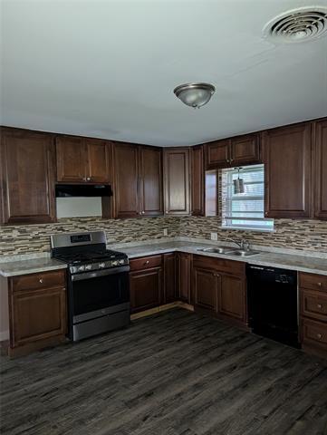 Building Photo - 3204 Phoenix Dr