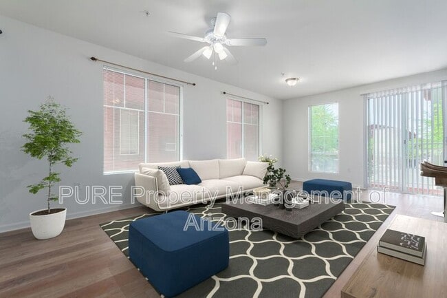 Building Photo - 1920 E Bell Rd