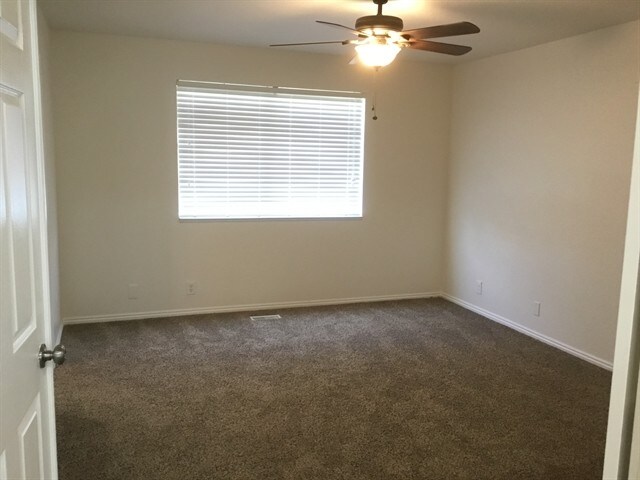 Building Photo - 4419 S 2750 W