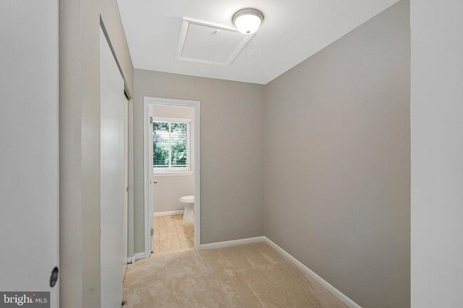 Building Photo - 11069 Saffold Way