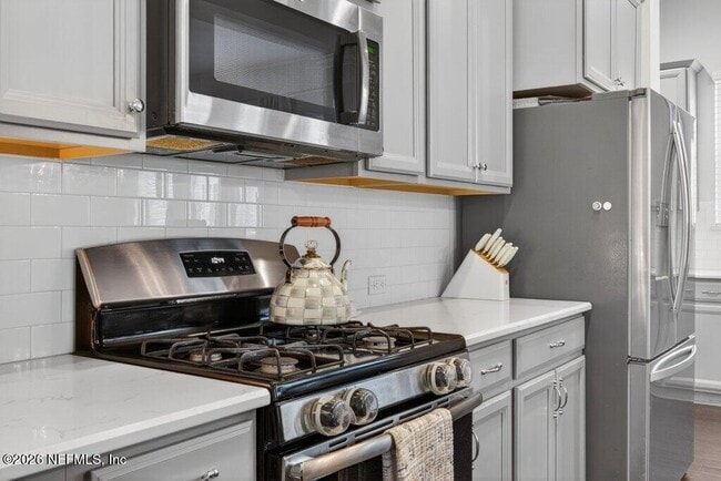 Building Photo - 120 Burlcrest Ct