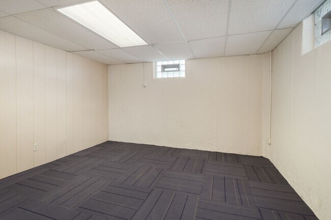 Building Photo - Florissant Home for Rent!