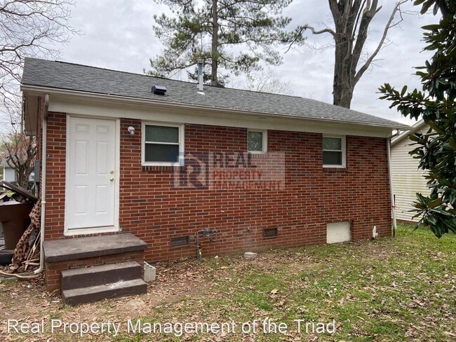 Building Photo - 2 br, 1 bath House - 202 Bingham Street