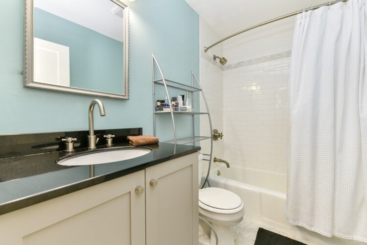 Bath - 492 Massachusetts Ave