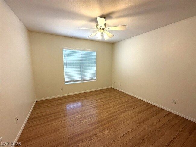 Building Photo - 4555 E Sahara Ave