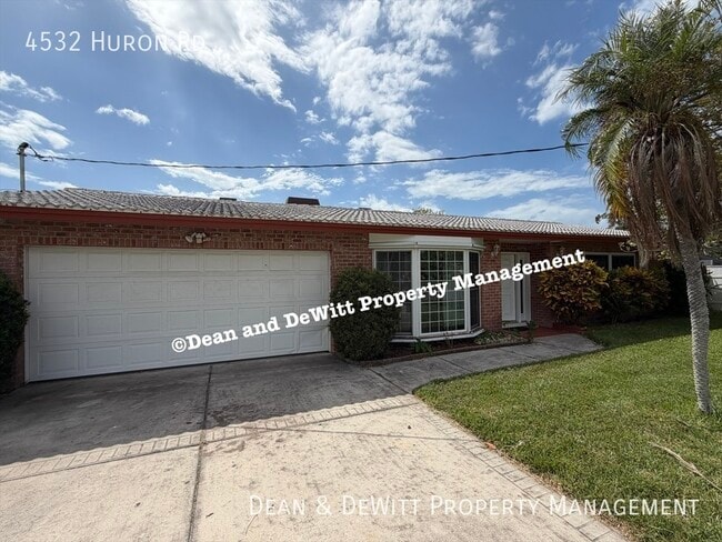 Primary Photo - 4532 Huron Rd